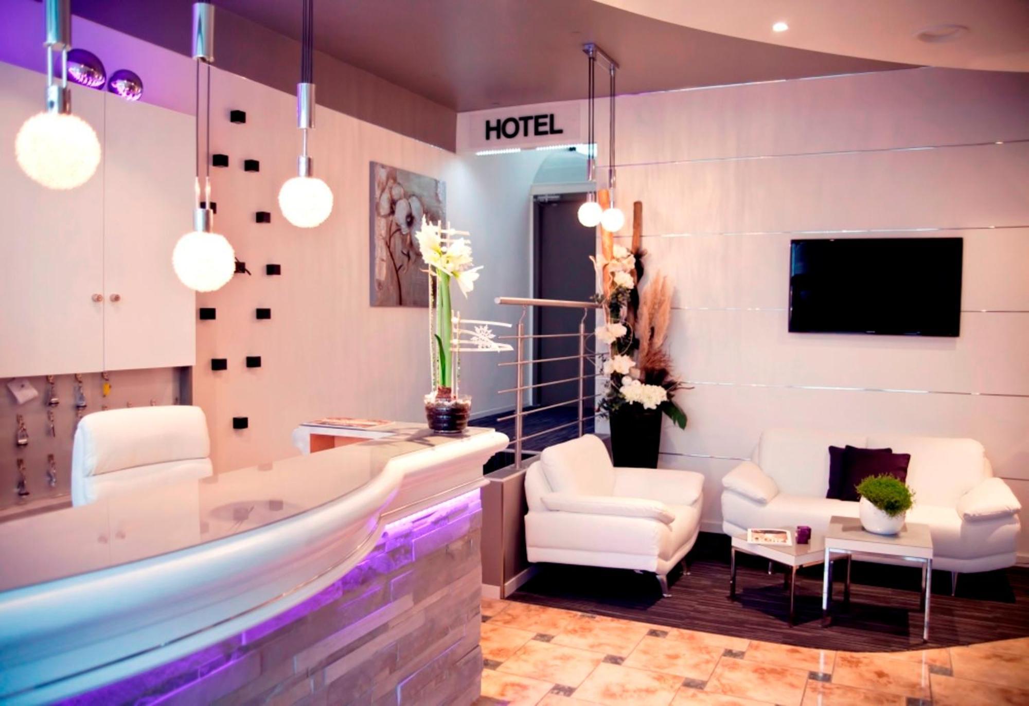 DM hotel Forbach Buitenkant foto